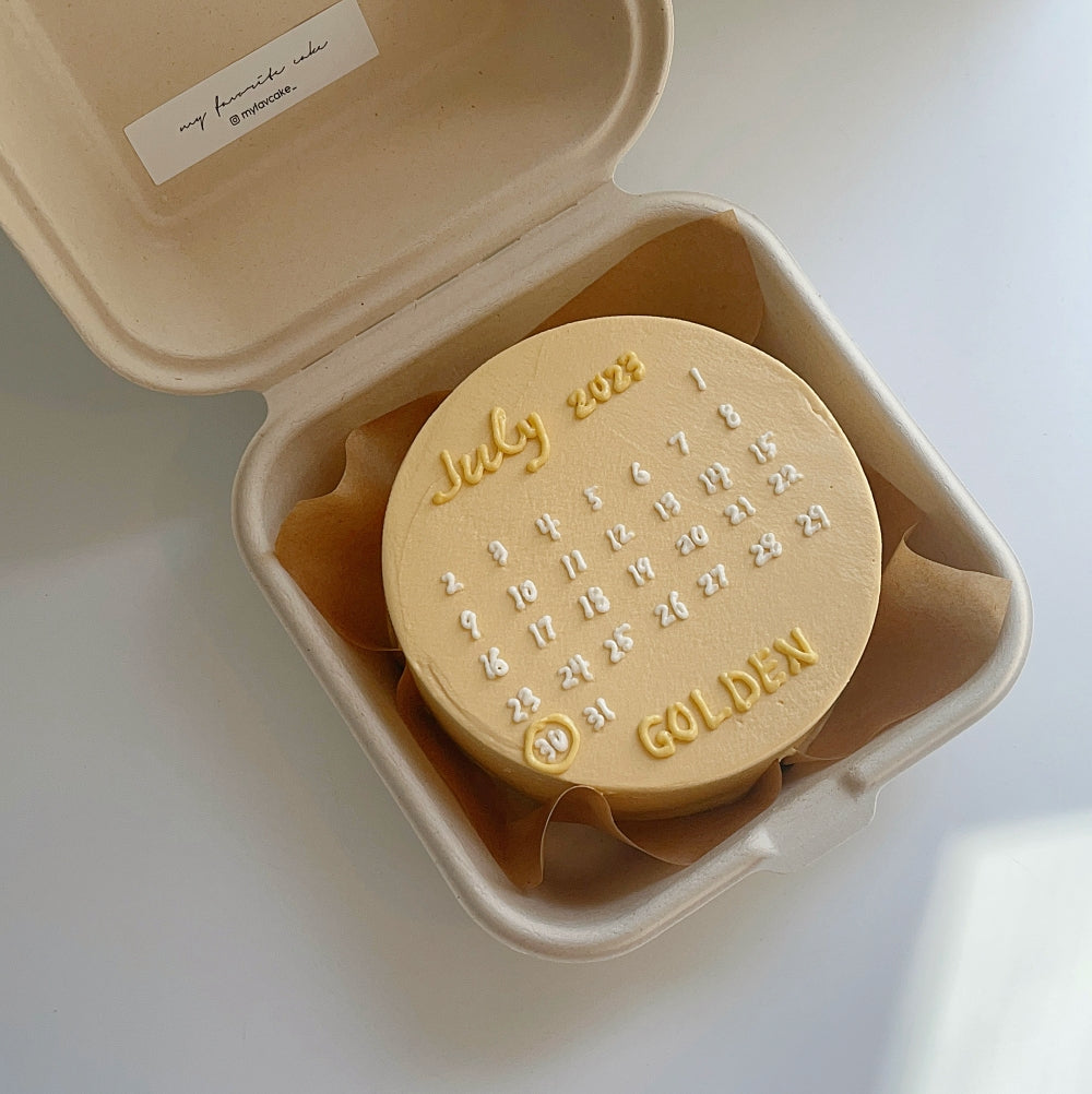 MINI CALENDAR CAKE