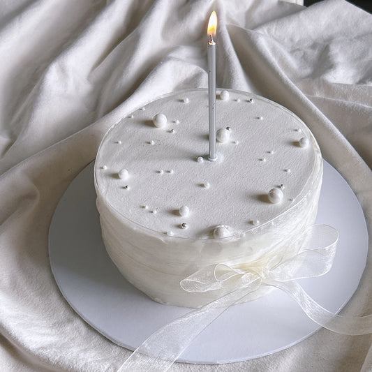 SILK RIBBON CAKE